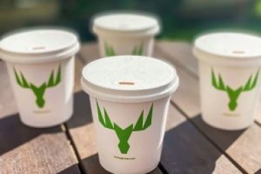 The Paper Lid Company и Metsa Board разработали повторно перерабатываемые картонные крышки для напитков на вынос