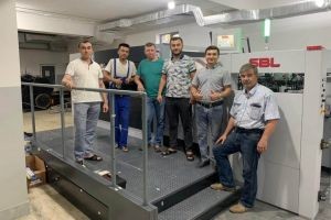 Первый в Узбекистане высекальный пресс SBL-1060SE установлен в PrintWell (Ташкент)