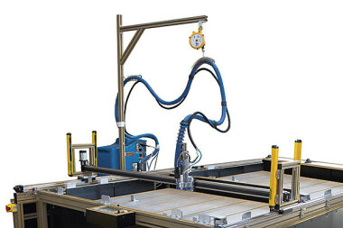 Клей на «автомате» в большом формате