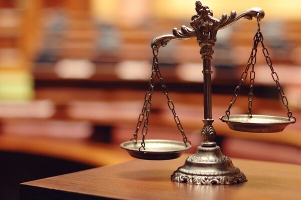 Во Франции оштрафовали Google на 150 миллионов и Meta на 60 миллионов евро