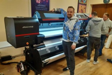 Первый в России промышленный текстильный принтер d.gen Arachne HEXA с пигментными чернилами установлен в «Димитекс» (Москва)