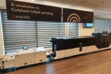 Kyocera расширила финишные возможности ЦПМ TASKalfa PRO 15000c модулями для трёхсторонней подрезки и квадрачения корешка