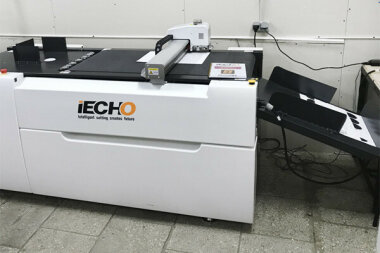 Режущий плоттер iECHO PK-0705 Plus установлен в CentrMag (Москва)