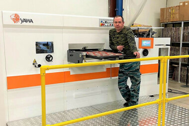 Автоматический высекальный пресс YAWA TD800 установлен в типографии «Гранат» (г. Иваново)