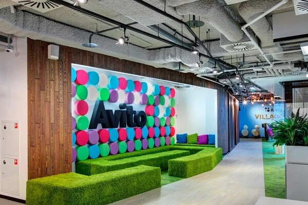 Слух: владелец Avito не хочет продавать его VK