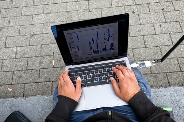 Сигналы Bluetooth позволяют следить за перемещением смартфона