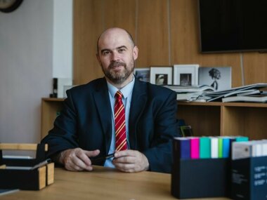 Контроль профессионалов