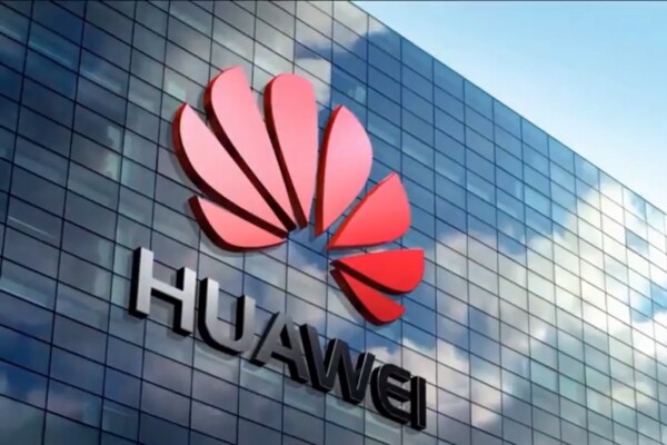 Huawei переводит часть сотрудников из России в Казахстан