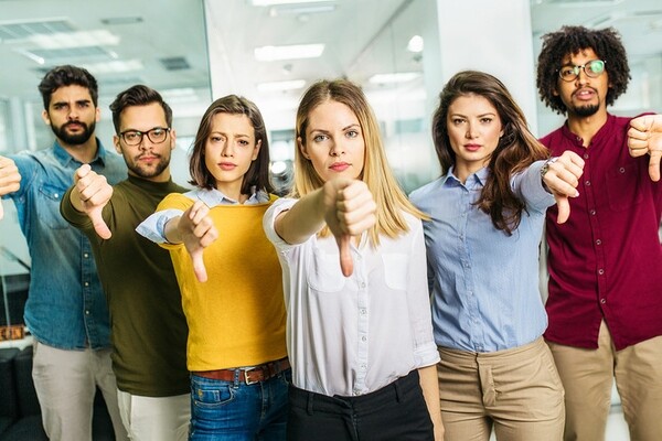 EY: Молодые сотрудники хуже соблюдают правила компьютерной безопасности