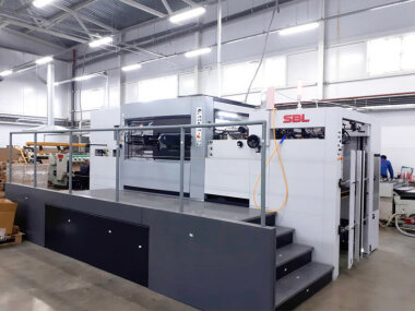 Производитель упаковки «БК» обзавёлся автоматическим прессом SBL для высечки с удалением облоя