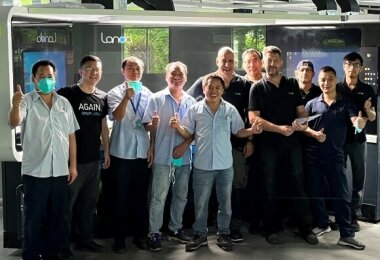 Landa устанавливает три новые печатные машины