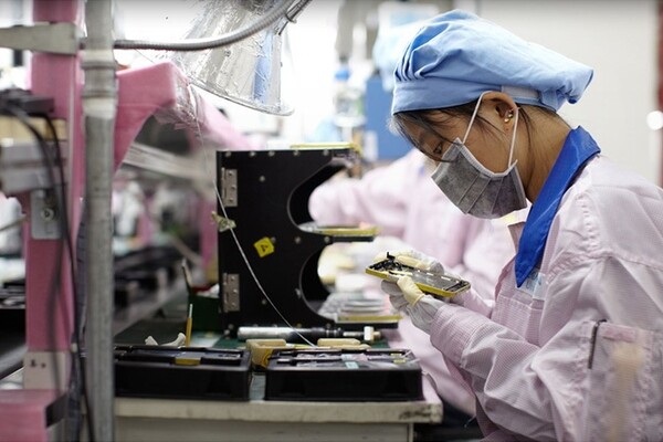 Поставки iPhone 14 задержат из-за ковидных ограничений