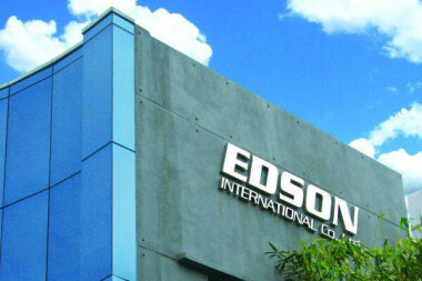 Новинка в ассортименте «Дубль В» — вьетнамские УФ-краски и химикаты Edson