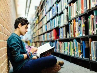 Исследование: читательская грамотность помогает распознавать фейковые новости