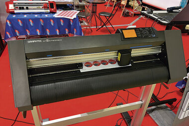 На ножах: 20 наивных, но важных вопросов про режущие плоттеры