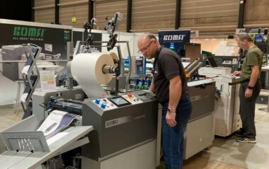 Мировая премьера  ламинатора Komfi X-STREAM 3680 в Швейцарии 