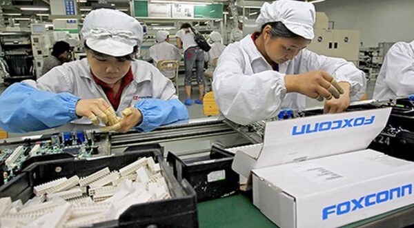 Foxconn прогнозирует падение выручки по сравнению с прошлым годом