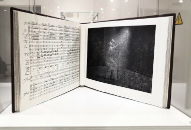 Редкая книга из Санкт Петербурга на выставке в Новой Третьяковке