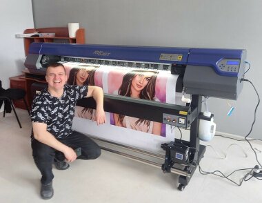 «КОВЧЕГ» установила ARK-JET SOL 1600 на производстве репродукций и портретов