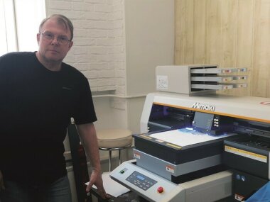УФ-принтер Mimaki UJF-3042 FX инсталлирован в типографии «Верди»