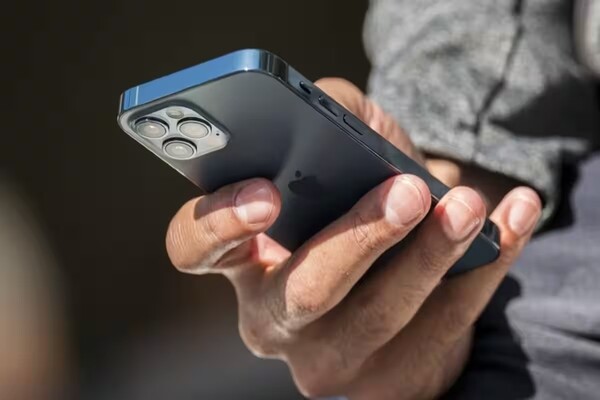 Роскомнадзор опроверг данные о запрете на продажу техники Apple