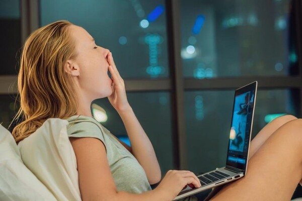 SuperJob: каждый восьмой россиянин уверен в своей зависимости от Интернета и гаджетов