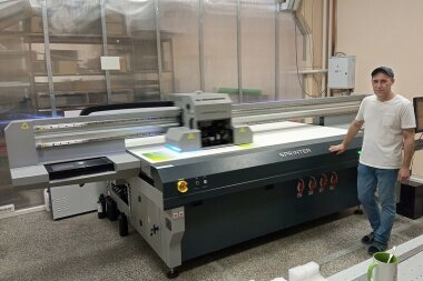 Инсталляция УФ-принтера Sprinter TC-CF2513 в РПК «Центр Рекламных Технологий»