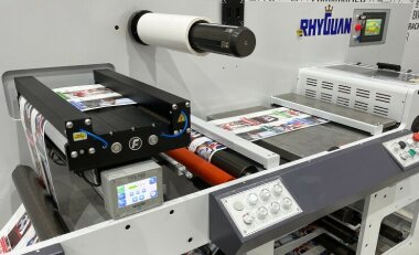 Smag Graphique становится частью группы Rhyguan