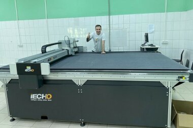 «Смарт-Т» установила режущий комплекс iECHO TK4S-2516 в типографии Flyer-Online