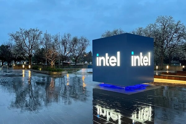 Intel планирует создать отдельную компанию на основе подразделения FPGA
