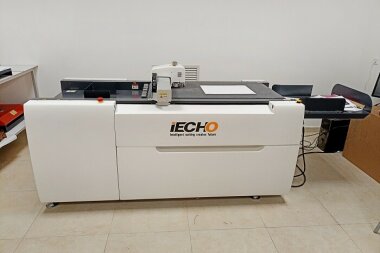 «Смарт-Т» запустила автоматический плоттер iECHO PK-0705 PLUS в рекламном агентстве RED