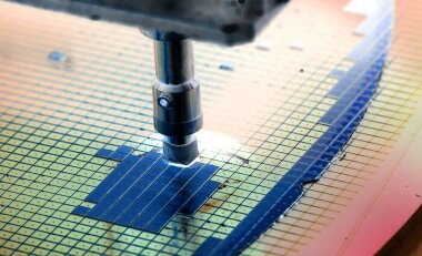 Машины для печати 5-нм чипов Canon будет продавать в десять раз дешевле ASML