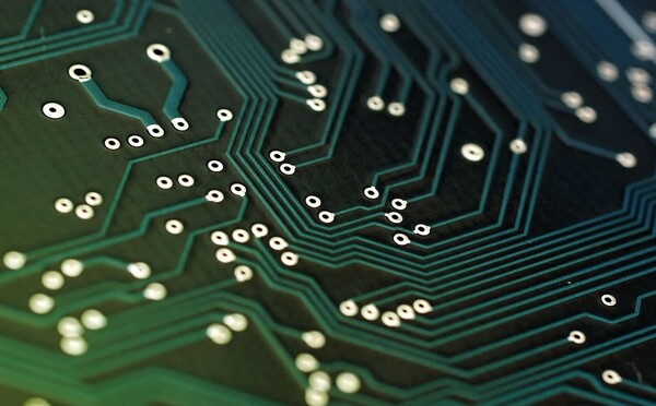 IDC: на мировом рынке микроэлектроники начинается рост