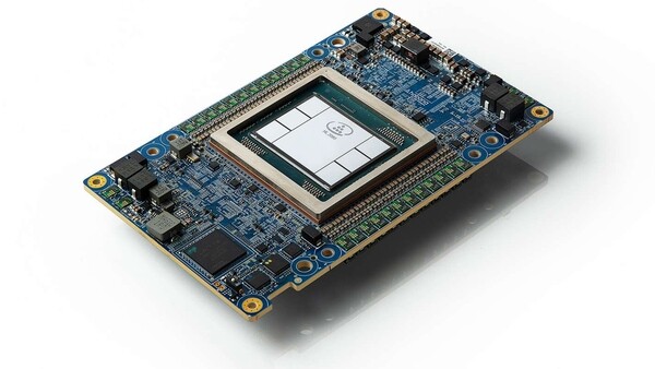 ИИ-ускоритель Intel Gaudi3 будет работать с жидкостным охлаждением