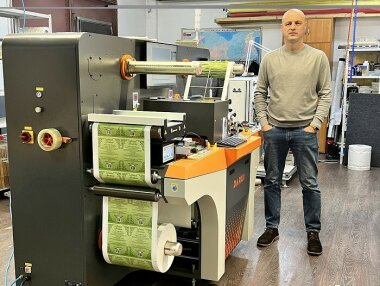 «Смарт-Т» установила станок для высечки этикеток Darui D-S4 в типографии «Студия 3Графика»
