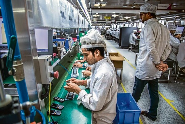 Foxconn создает в Индии СП по корпусированию и тестированию микросхем