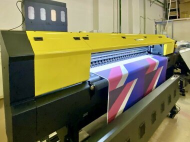 «Текстиль и Технологии» установила принтер TRUJET M3 в «Мари Принт»