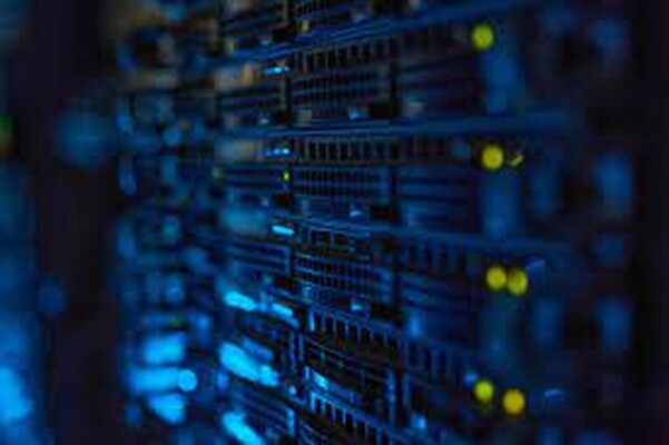 Вступил в силу запрет на работу хостинг-провайдеров, не включенных в реестр