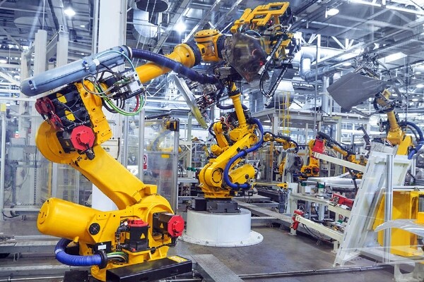 Путин заявил о необходимости увеличить число промышленных роботов