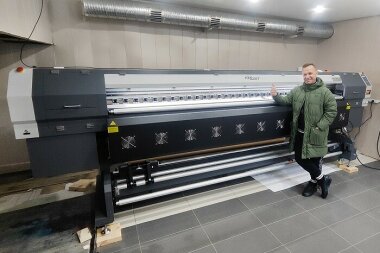 «Смарт-Т» запустила трехметровый ARK-JET SOL 3204 в РПК «ГРИН МЕДИА»