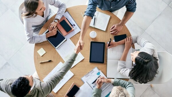 IDC: к 2029 году генеративный ИИ заменит 40% труда в маркетинге