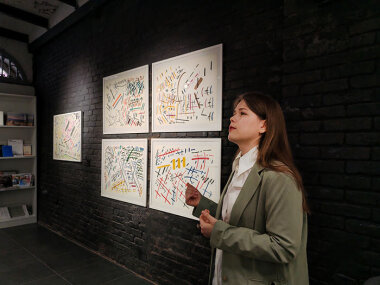 Издательство «Попов Арт» выпустило каталог «Юрий Злотников. Сигнальная система»