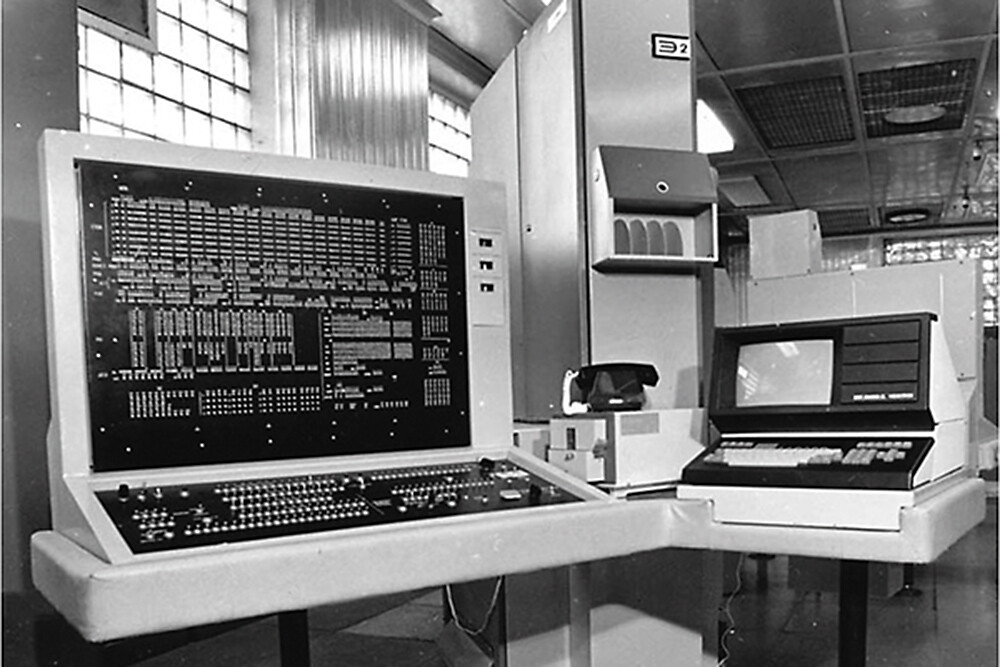 Универсальный инженерный пульт для МВК «Эльбрус»