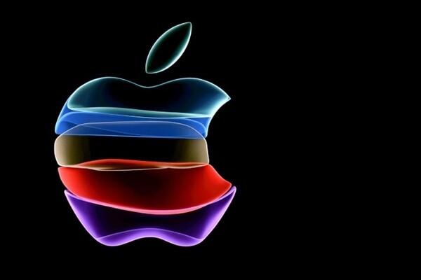 Apple может выпустить складной «айфон» уже в 2026 году