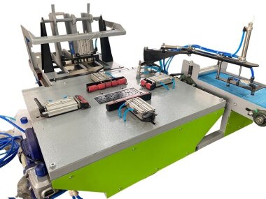 Hateco упрощает производство удостоверений