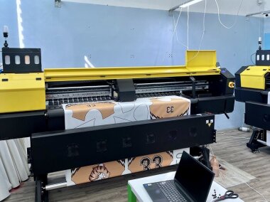 Второй принтер TRUJET M3 установлен в DENROM специалистами «Текстиль и технологии»