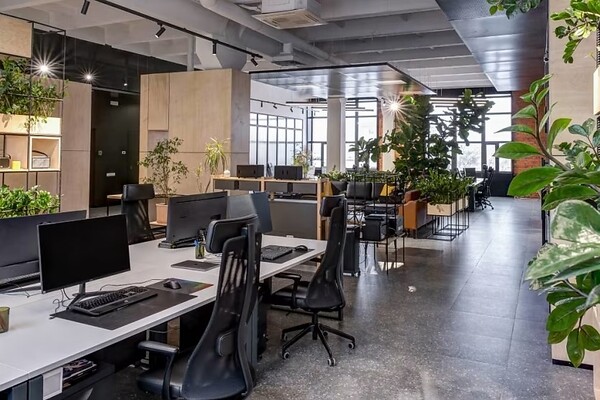 Что стоит за требованием возврата в офис?