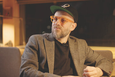 Работать легко