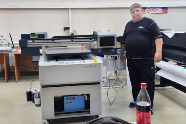 «Смарт-Т» установила УФ-принтер Sprinter DPP A1E в челябинской типографии «Полина»