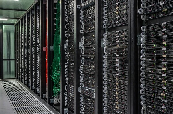 В Selectel разработали собственную серверную платформу